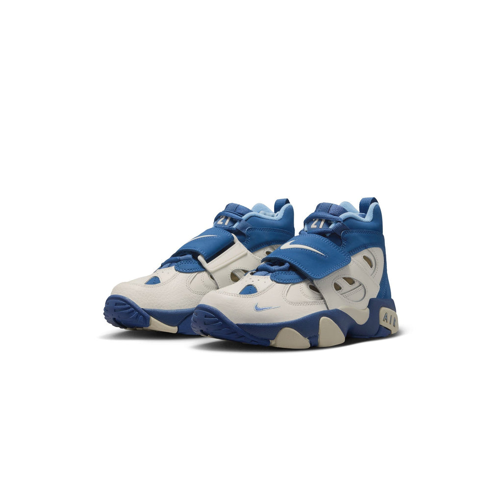 Nike Kids Air Diamond Turf II Shoes